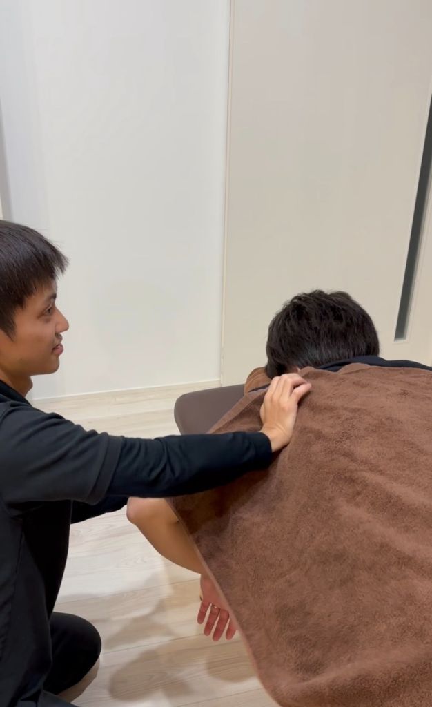 肩・上背部の施術